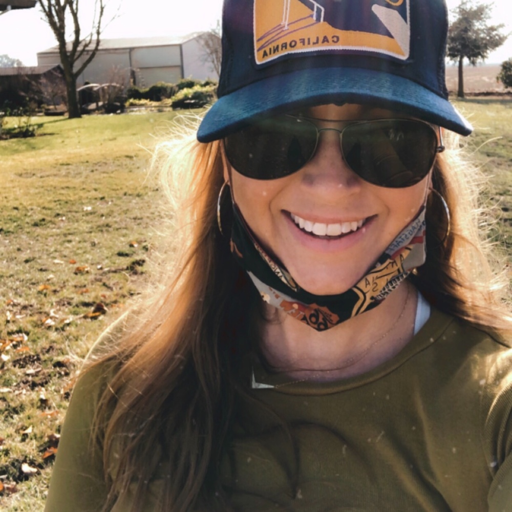 Meet your Posher, Marianne